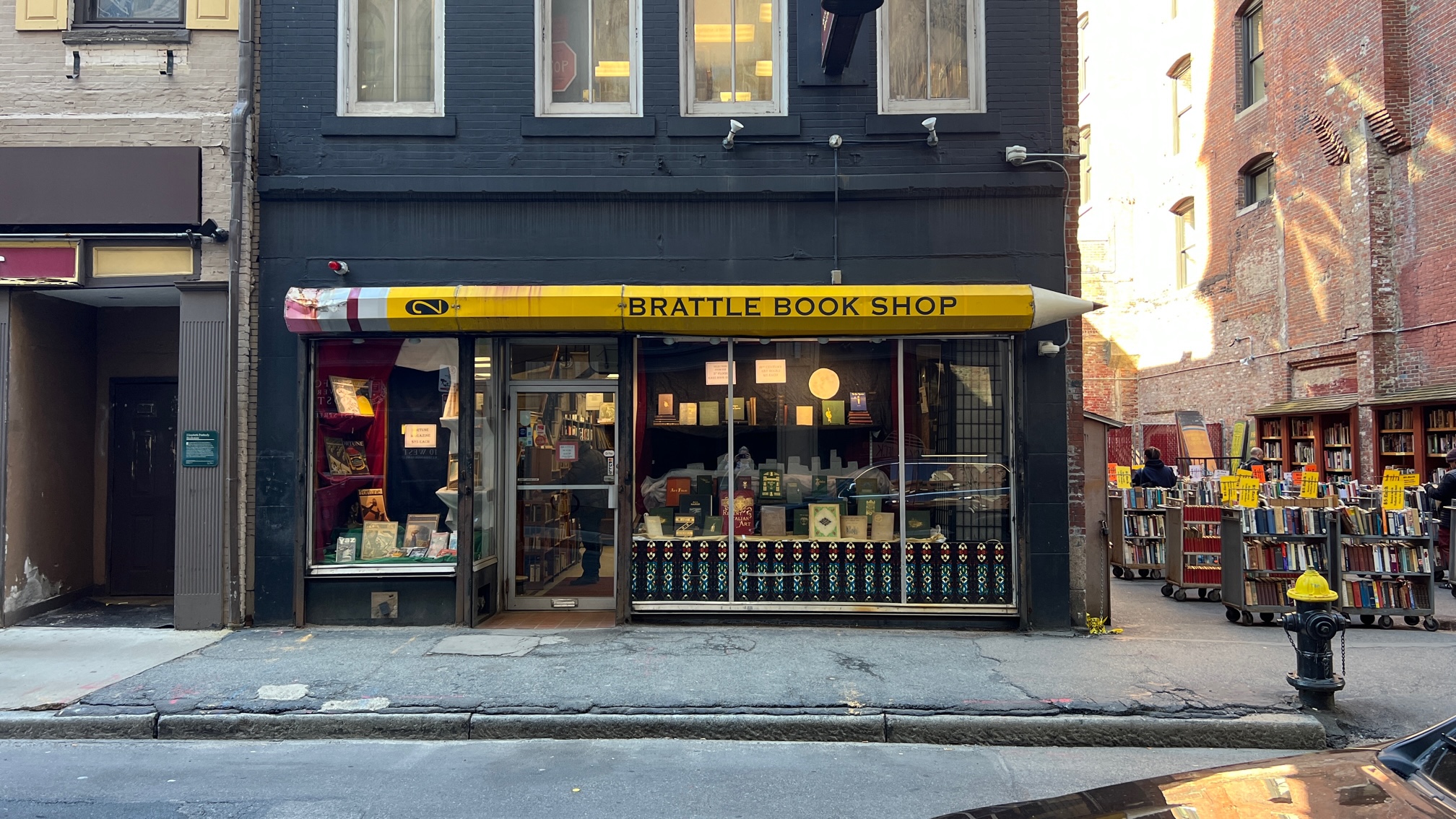 Jette’s Roundup of the Best Bookstores in Boston