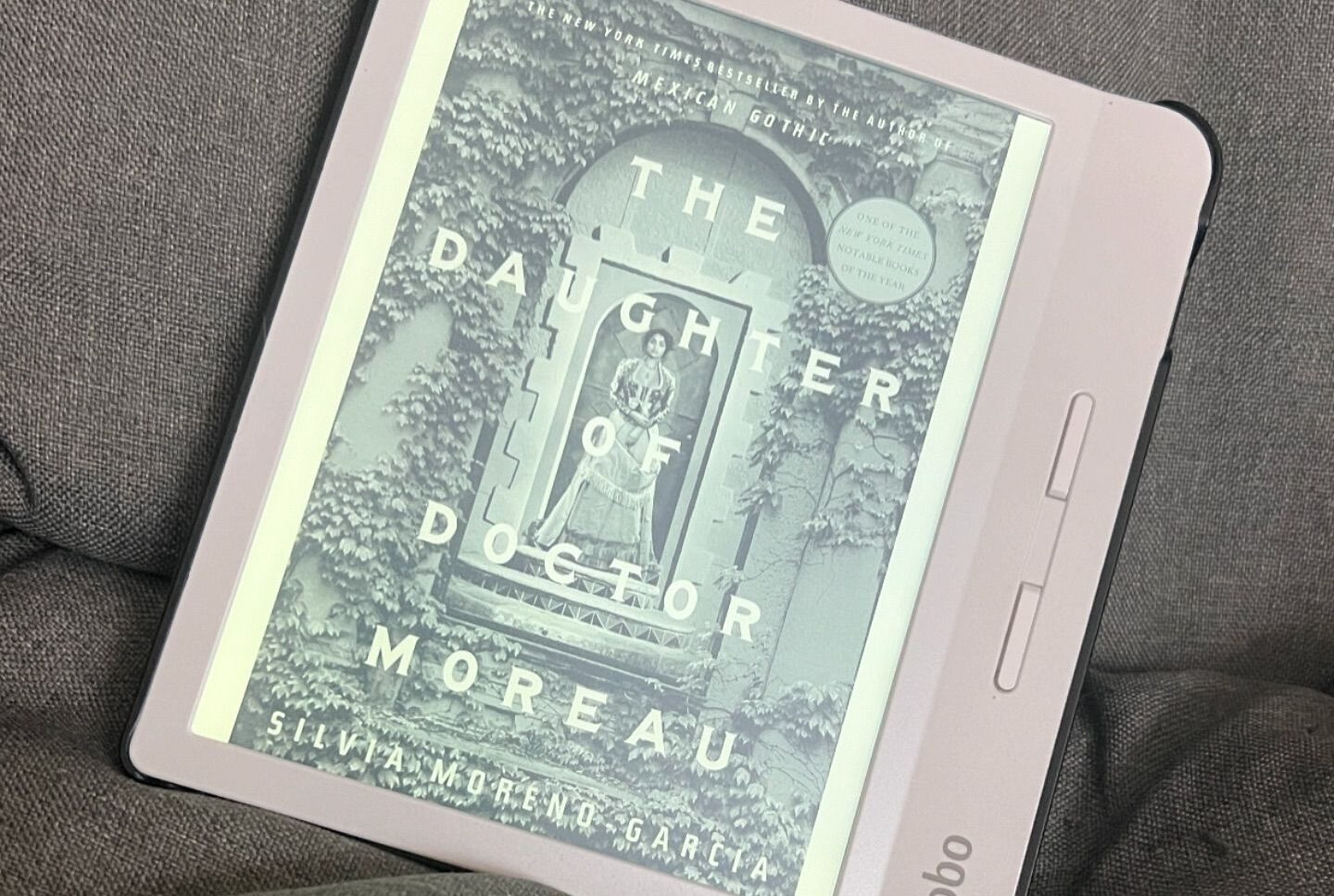 150: The Daughter of Doctor Moreau by Silvia Moreno-Garcia