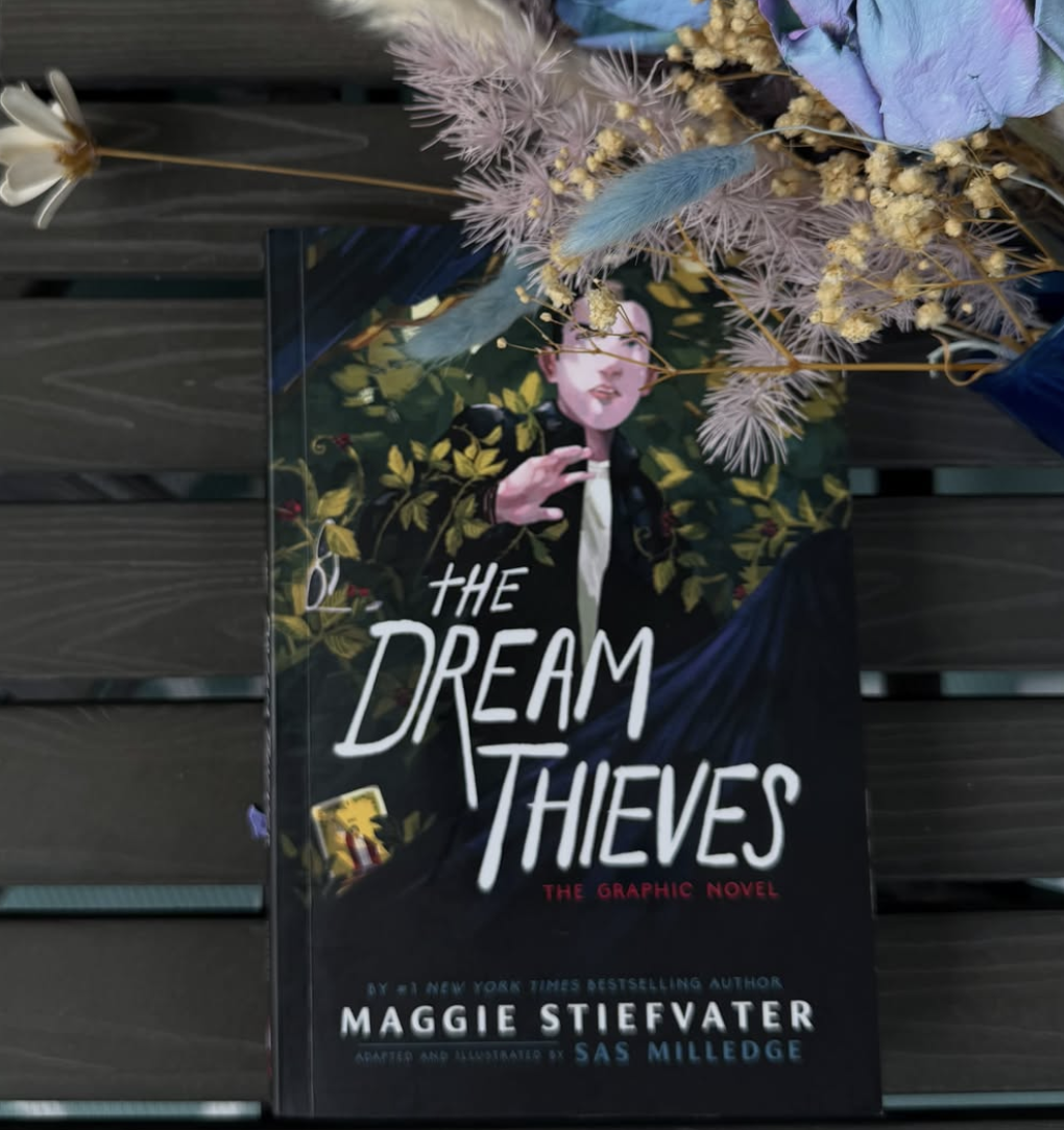 206: The Dream Thieves (Graphic Novel) by Maggie Stiefvater